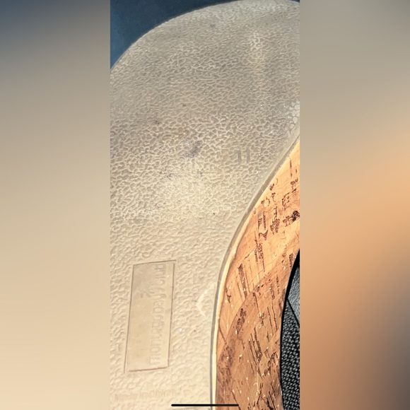 Heels - Picture 9 of 10